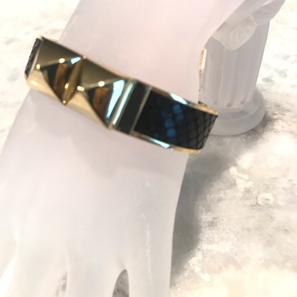 Micheal Kors Python Pyramid Bangle - Picture 2 of 5